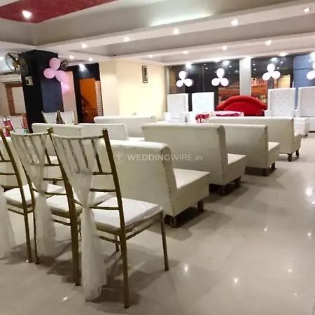 New Kumar Hotel & Banquet Lucknow Ngoại thất bức ảnh