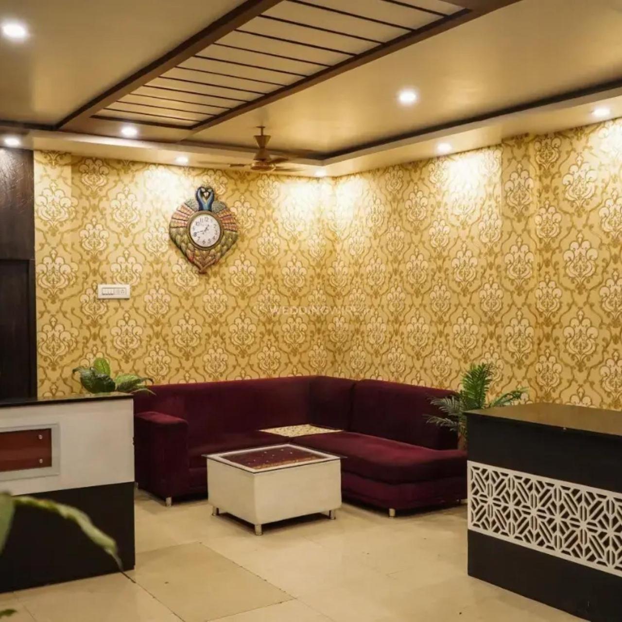New Kumar Hotel & Banquet Lucknow Ngoại thất bức ảnh